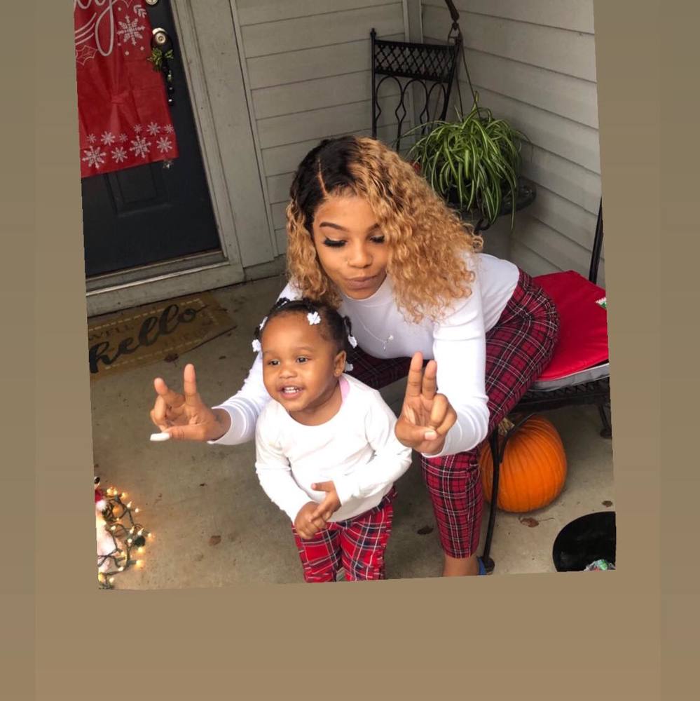 Meet your Posher, Deviania